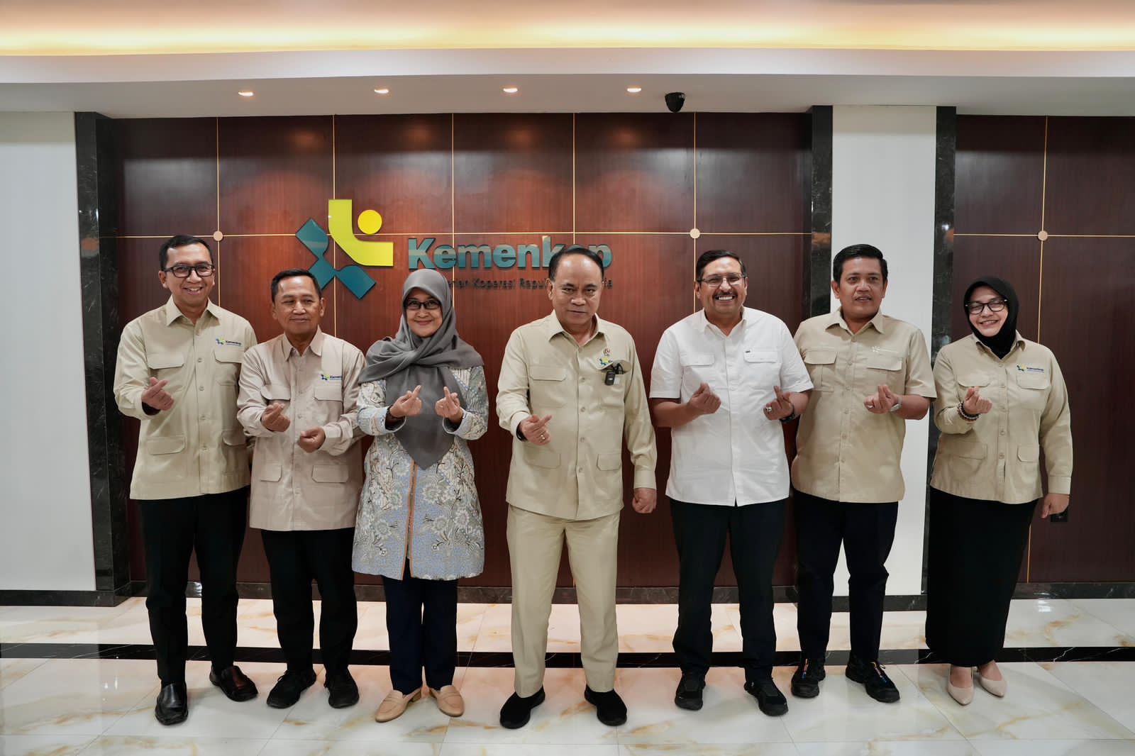 Sinergi Kemenkop-Komdigi.