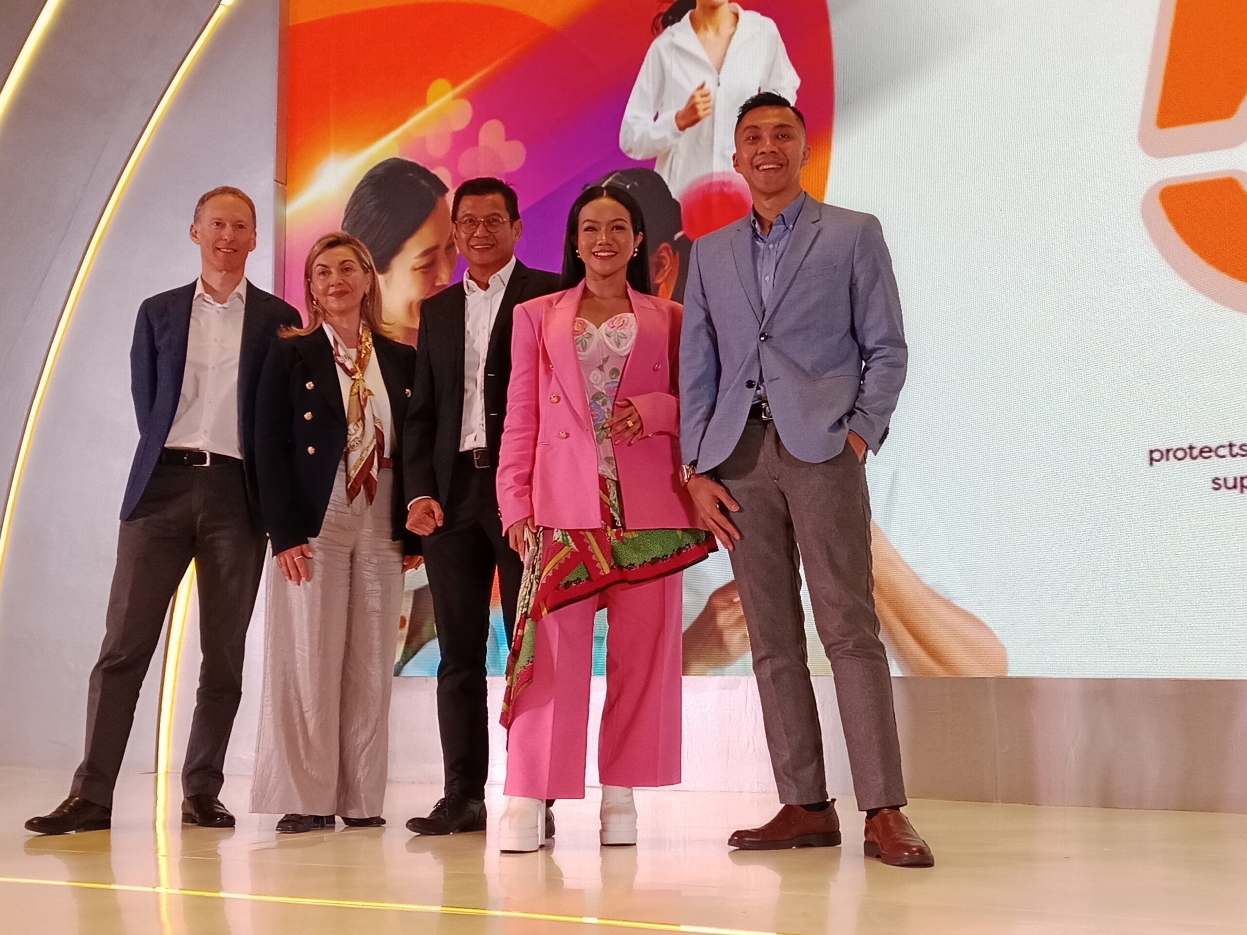 iNova Pharmaceuticals meluncurkan kampanye “Unstoppable Stories”. Foto: Ratih