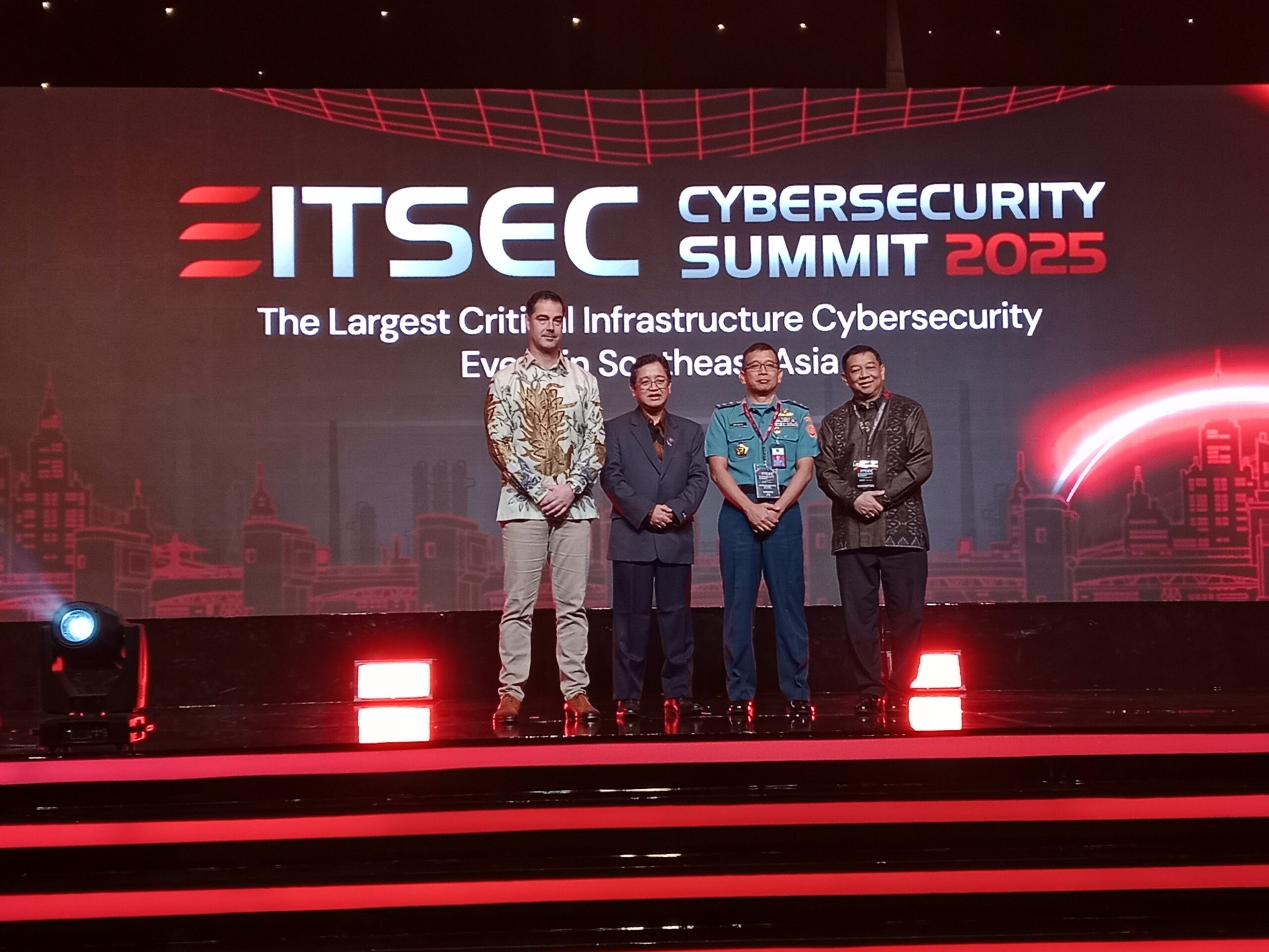 Pembukaan ITSEC: Cybersecurity Summit 2025. Foto: Ratih