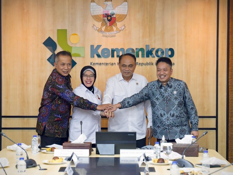 Menkop Budi Arie saat menerima audiensi Kepala Badan Pusat Statistik (BPS) Amalia Adininggar Widyasanti, Rabu (6/8).