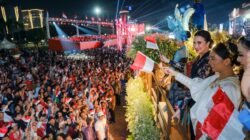 Karnaval Bersatu di Pesta Rakyat.