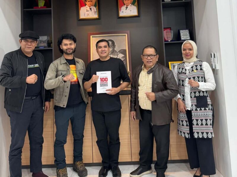 Kambara Audiensi dengan Kadis Koperasi dan UKM Sumut Didampingi Aktor Film "The Sun Gazer"