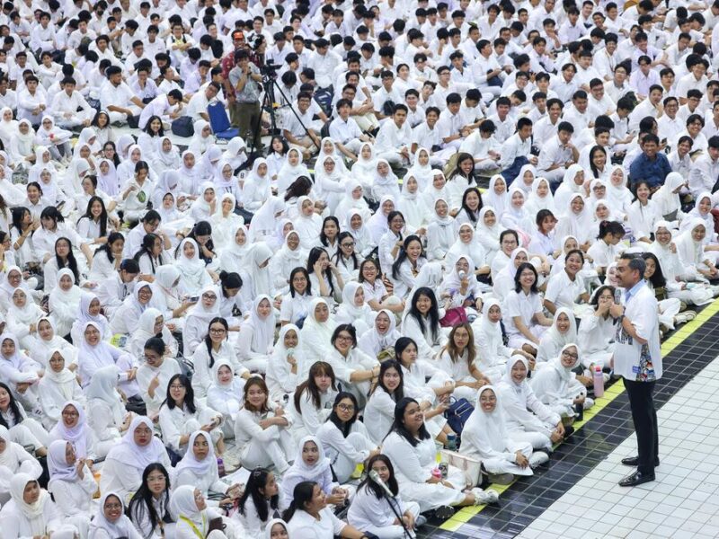 Menteri UMKM Ajak Mahasiswa UI Jadi Pendobrak Ekonomi Lewat Wirausaha