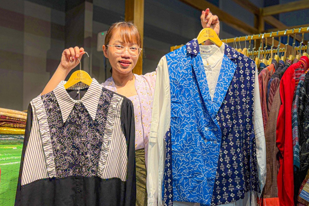Saree Ulos & Batik Organik: UMKM Ramah Lingkungan yang Mengangkat Wastra Nusantara ke Panggung Dunia