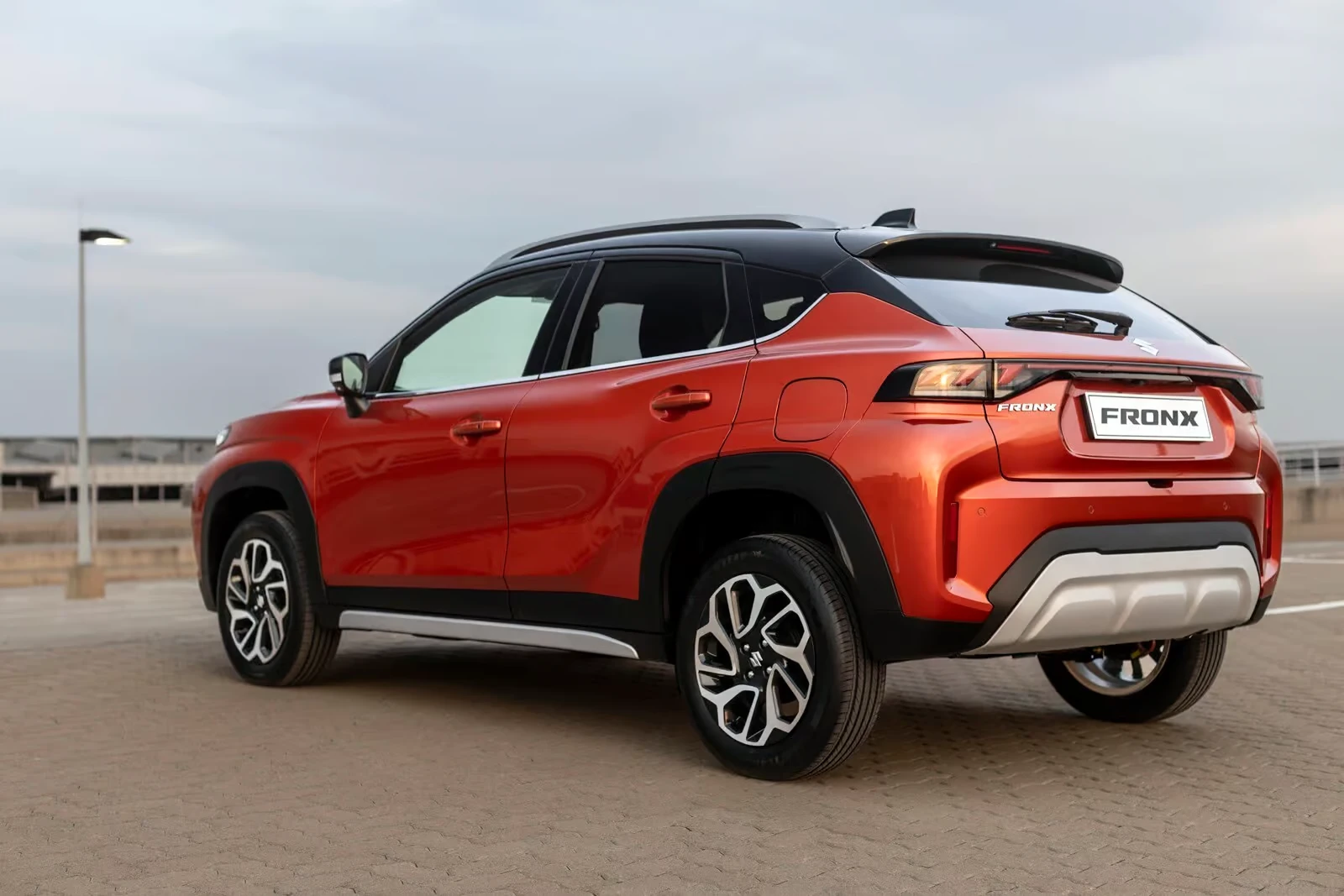 Fronx Dongkrak Penjualan, Suzuki Masuk Tiga Besar Pasar Otomotif Nasional