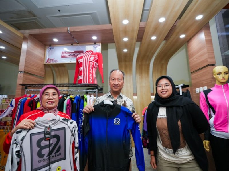 Menteri Perindustrian Agus Gumiwang Kartasasmita.