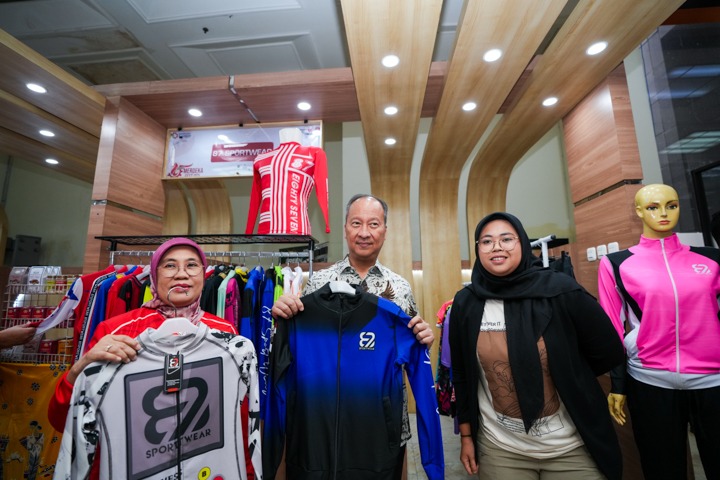 Menteri Perindustrian Agus Gumiwang Kartasasmita.