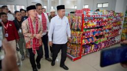 Menteri Koperasi Ferry Juliantono meresmikan operasionalisasi Koperasi Desa/Kelurahan (Kopdes/Kel) Merah Putih Girimukti, Kecamatan Cilograng, Kabupaten Lebak, pada Jumat (12/9).