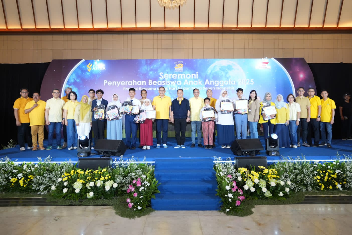 Seremoni Penyerahan Beasiswa Koperasi Astra 2025 hari ini, Sabtu (13/9/2025) di Gedung Sasono Utomo Taman Mini Indonesia Indah (TMII). Foto: PeluangNews