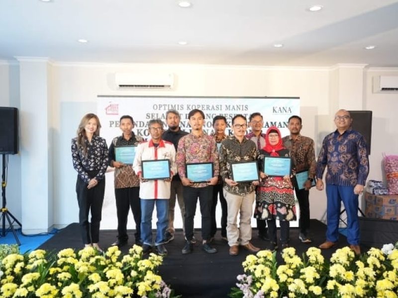 Penandatanganan nota kesepahaman antara Koperasi Kana dan Kopdes/Kel Merah Putih dalam program Koperasi Manis. Foto: Gema/Peluang