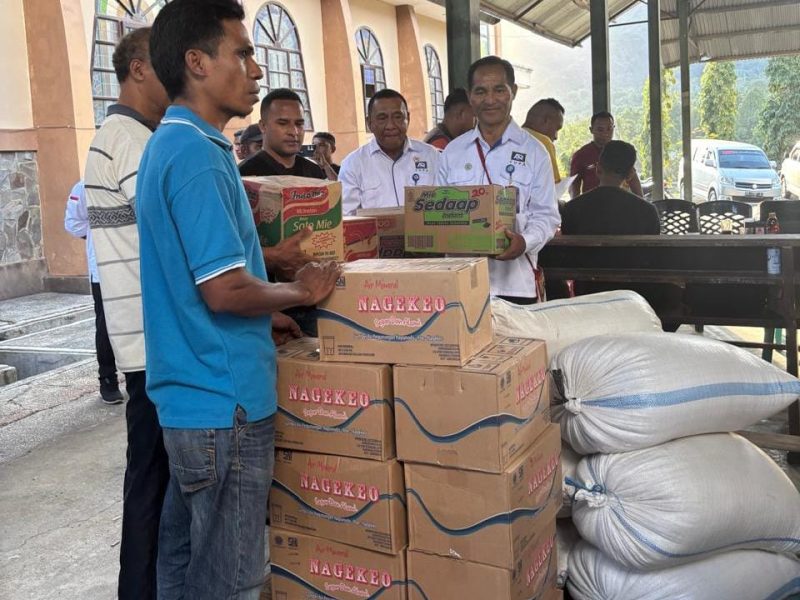 Kopdit Pintu Air Salurkan Bantuan Kemanusiaan untuk Korban Banjir Bandang Nagekeo