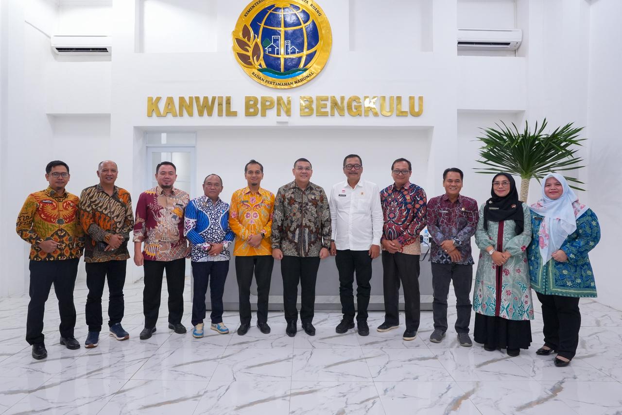Jajaran Kementerian Agraria dan Tata Ruang/Badan Pertanahan Nasional (ATR/BPN) harus memastikan alur pekerjaan yang dilakukan sesuai dengan peraturan perundang-undangan berlaku. 