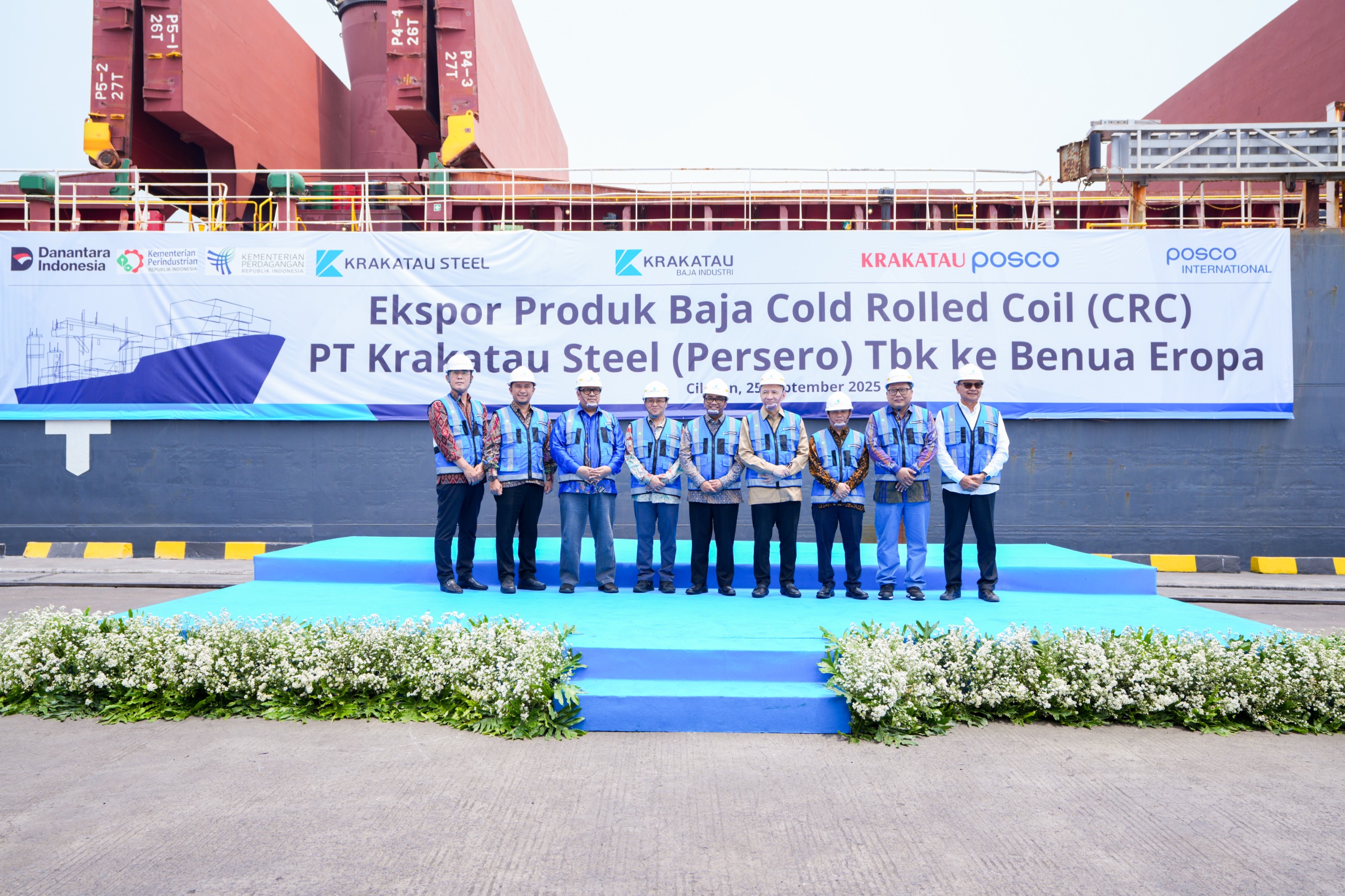 Pelepasan Ekspor Produk Cold Rolled Coil (CRC) PT Krakatau Baja Industri (KBI) ke Spanyol yang berlangsung di Cilegon, Banten.