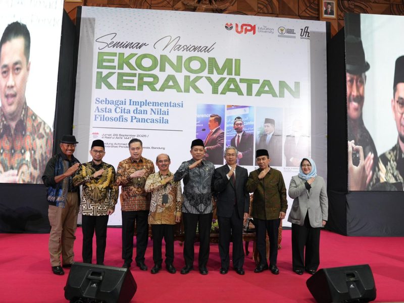 Menkop Ferry Juliantono dalam Seminar Nasional Ekonomi Kerakyatan sebagai Implementasi Asta Cita dan Nilai Filosofis Pancasila di Universitas Pendidikan Indonesia (UPI), Bandung, Jawa Barat, Jumat (26/9/2025).