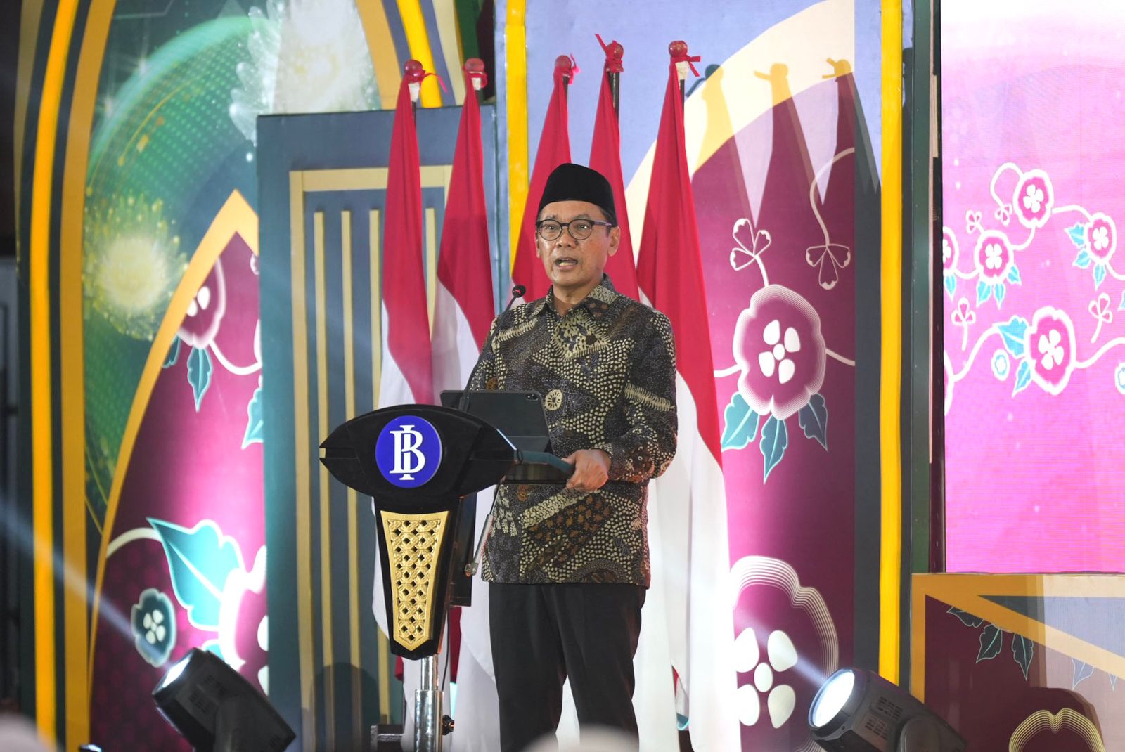 FESyar Jawa 2025 Catat Penjualan UMKM Rp6,8 Miliar, Komitmen Bisnis Tembus Rp55 Miliar
