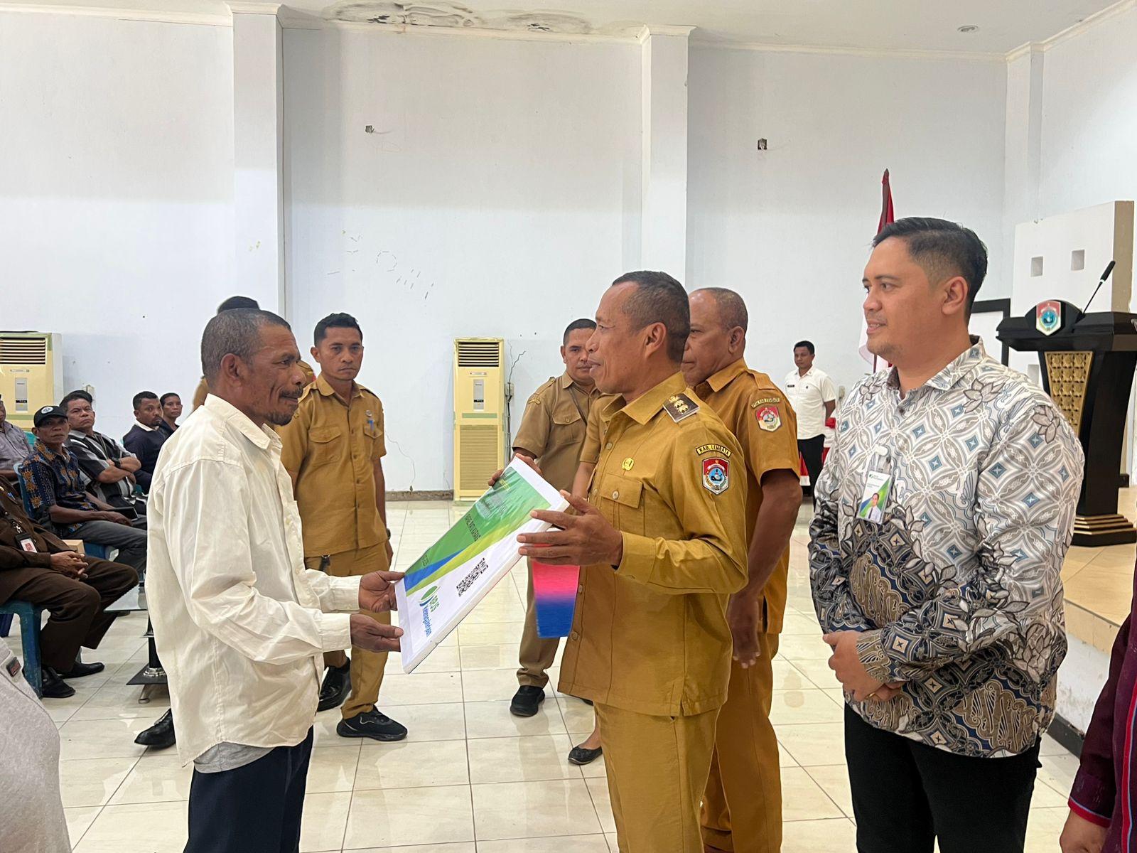 Pemprov NTT Lindungi 4.480 Pekerja Rentan di Lembata Melalui BPJS Ketenagakerjaan