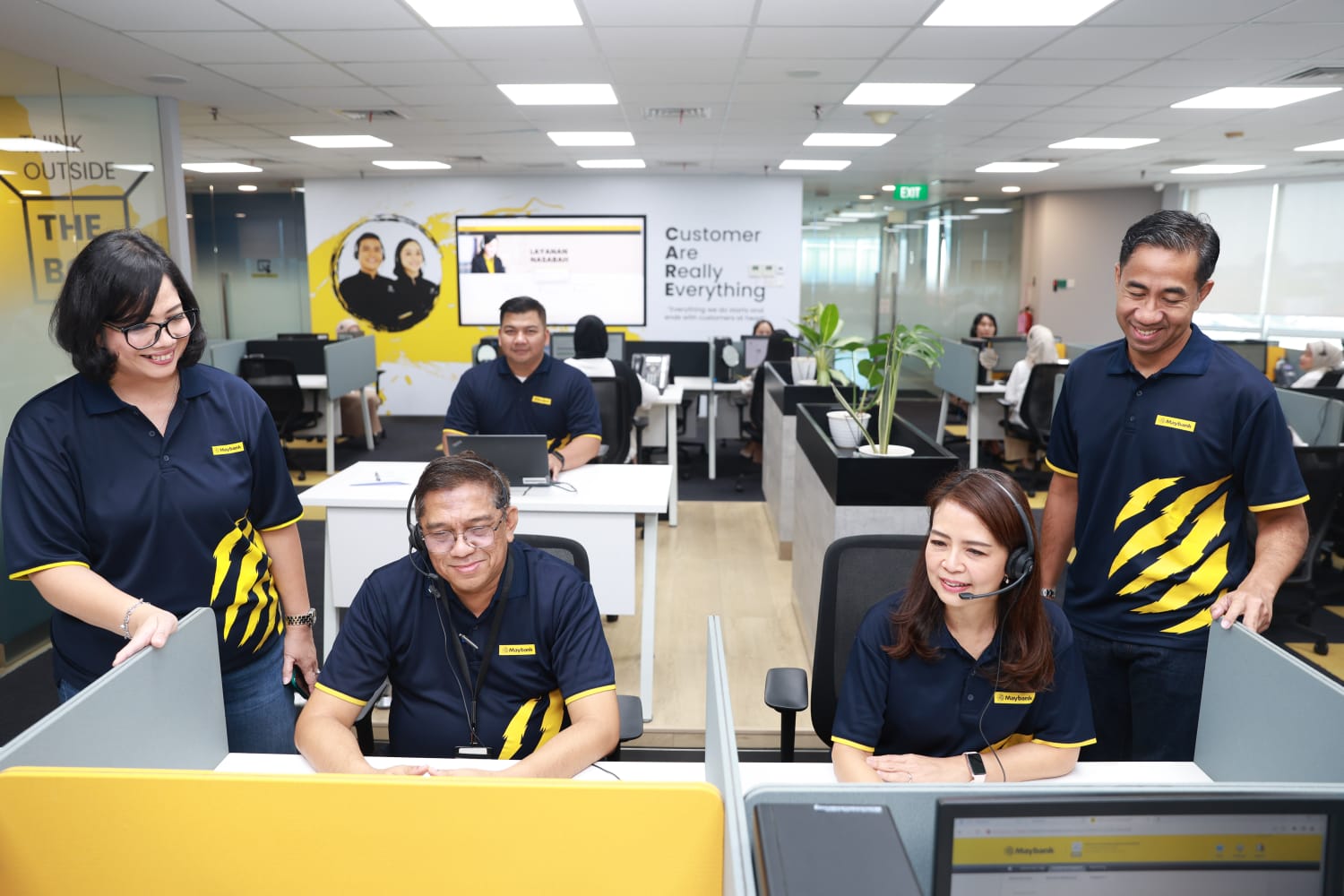 Meriahkan Hari Pelanggan Nasional, Maybank Indonesia Perkuat Relationship dengan Nasabah