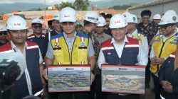 Pada pengadaan tanah untuk akses utama Jalan Tol Ruas Padang-Pekanbaru seksi Padang-Kapalo Hilalang Tahap 1, telah berhasil dilakukan penyerahan ganti rugi sebanyak 129 bidang dengan total jarak 4,2 km.