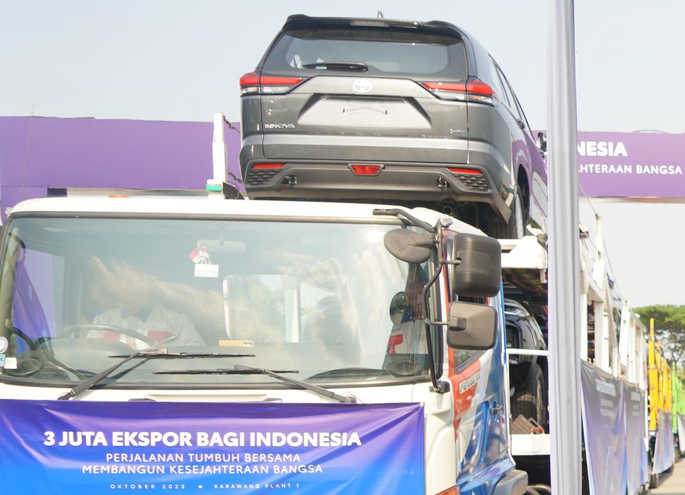 Toyota Indonesia telah menjadi motor penggerak industri otomotif nasional dengan kontribusi besar terhadap ekspor dan penyerapan tenaga kerja.