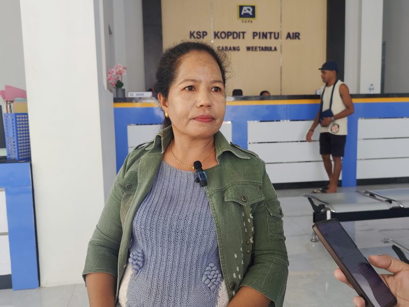 Margaretha Ina Kii (50) tak pernah menyangka bahwa usaha sewa tenda miliknya, yang dimulai hanya dengan dua unit di tahun 2013, kini telah berkembang pesat menjadi 28 unit.