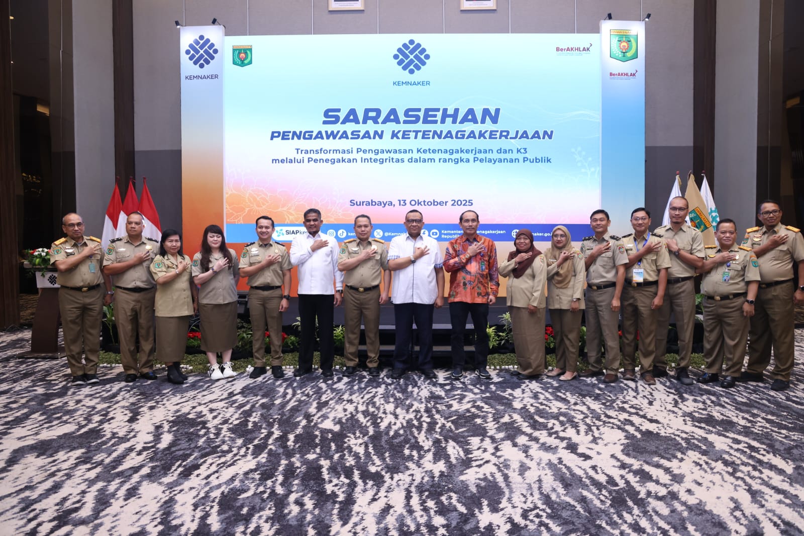 Wakil Menteri Ketenagakerjaan, Afriansyah Noor, menegaskan pentingnya peran pengawas ketenagakerjaan sebagai ujung tombak dalam menjaga sistem ketenagakerjaan nasional.