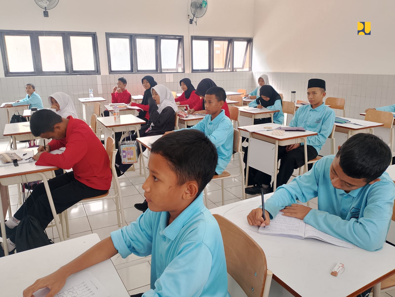 Sekolah Rakyat.
