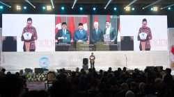 – Menteri Perdagangan Budi Santoso bersama Menteri Koordinator Bidang Pangan Zulkifli Hasan secara resmi membuka Trade Expo Indonesia (TEI) ke-40 Tahun 2025 di Indonesia Convention Exhibition (ICE) BSD City, Kabupaten Tangerang, Banten pada Rabu, (15/10).