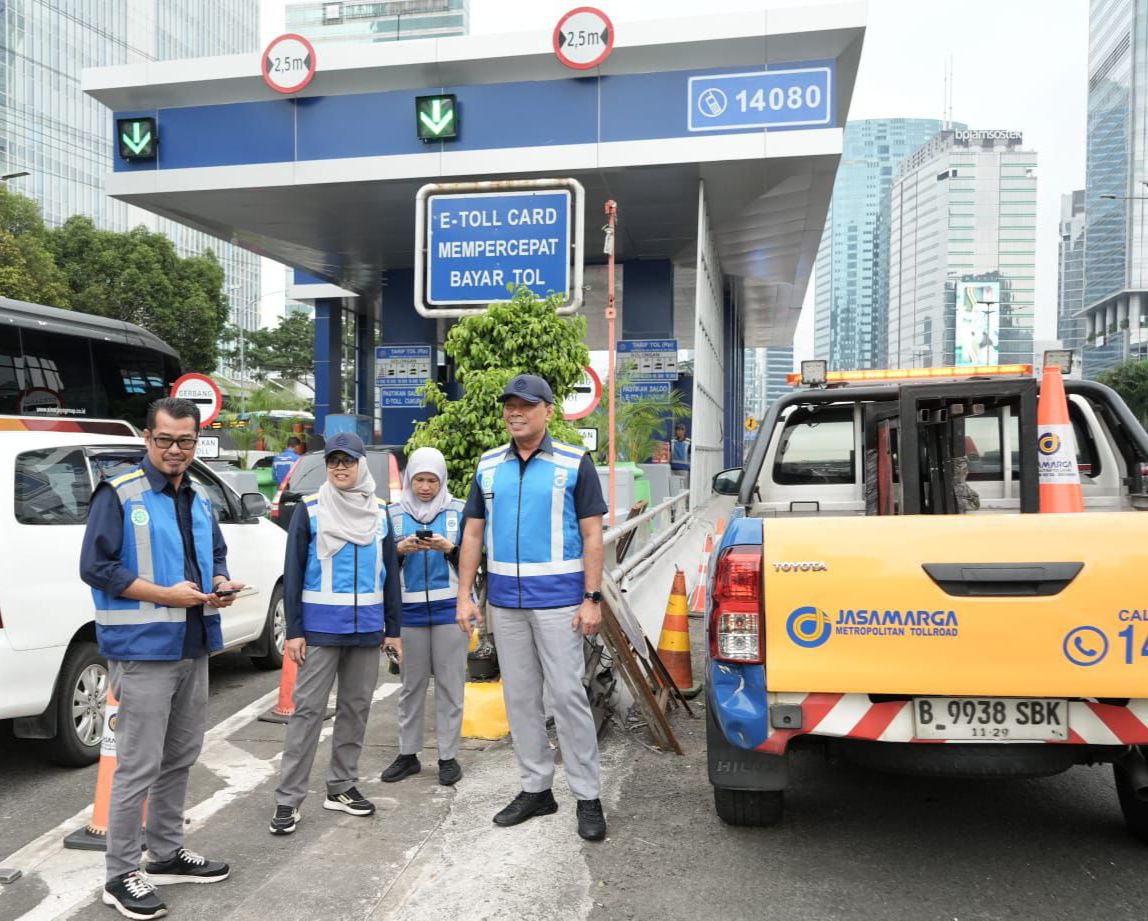 PT Jasa Marga (Persero) Tbk memastikan tujuh Gerbang Tol (GT) di Ruas Tol Dalam Kota (Cawang–Tomang–Pluit) yang sempat terbakar akibat aksi penyampaian pendapat pada akhir Agustus lalu, kini telah beroperasi normal kembali pada Selasa (21/10).