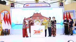 Puncak Bulan Inklusi Keuangan (BIK) 2025 di Surabaya, Jumat (24/10).