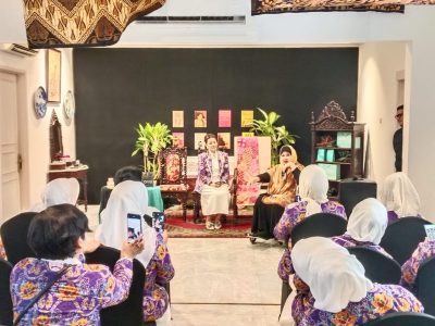 Jejak Inspirasi Dewi Motik dari Karya Tak Lekang Masa