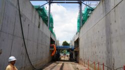 Proyek Sistem Pengelolaan Air Limbah Domestik Terpusat (SPALD-T) skala perkotaan ini menjadi langkah strategis pemerintah dalam menghadirkan layanan sanitasi aman dan berkelanjutan bagi masyarakat.