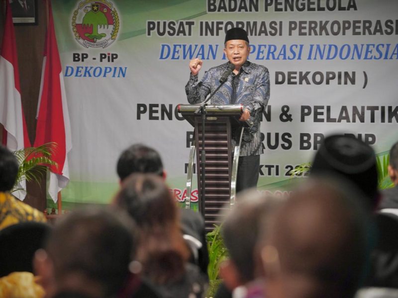 Menkop Ferry Dorong Pembentukan Coop University dan Coop Bank, Koperasi Harus Punya Lembaga Sendiri