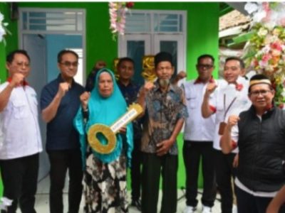 Kopsyah BMI Serahkan Rumah Layak Huni ke-554 untuk Mardiah, Istri Marbot di Rumpin
