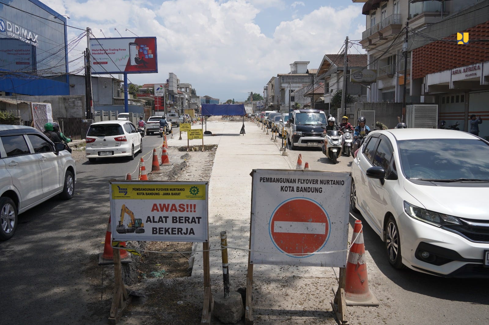 Pembangunan Flyover Nurtanio. 