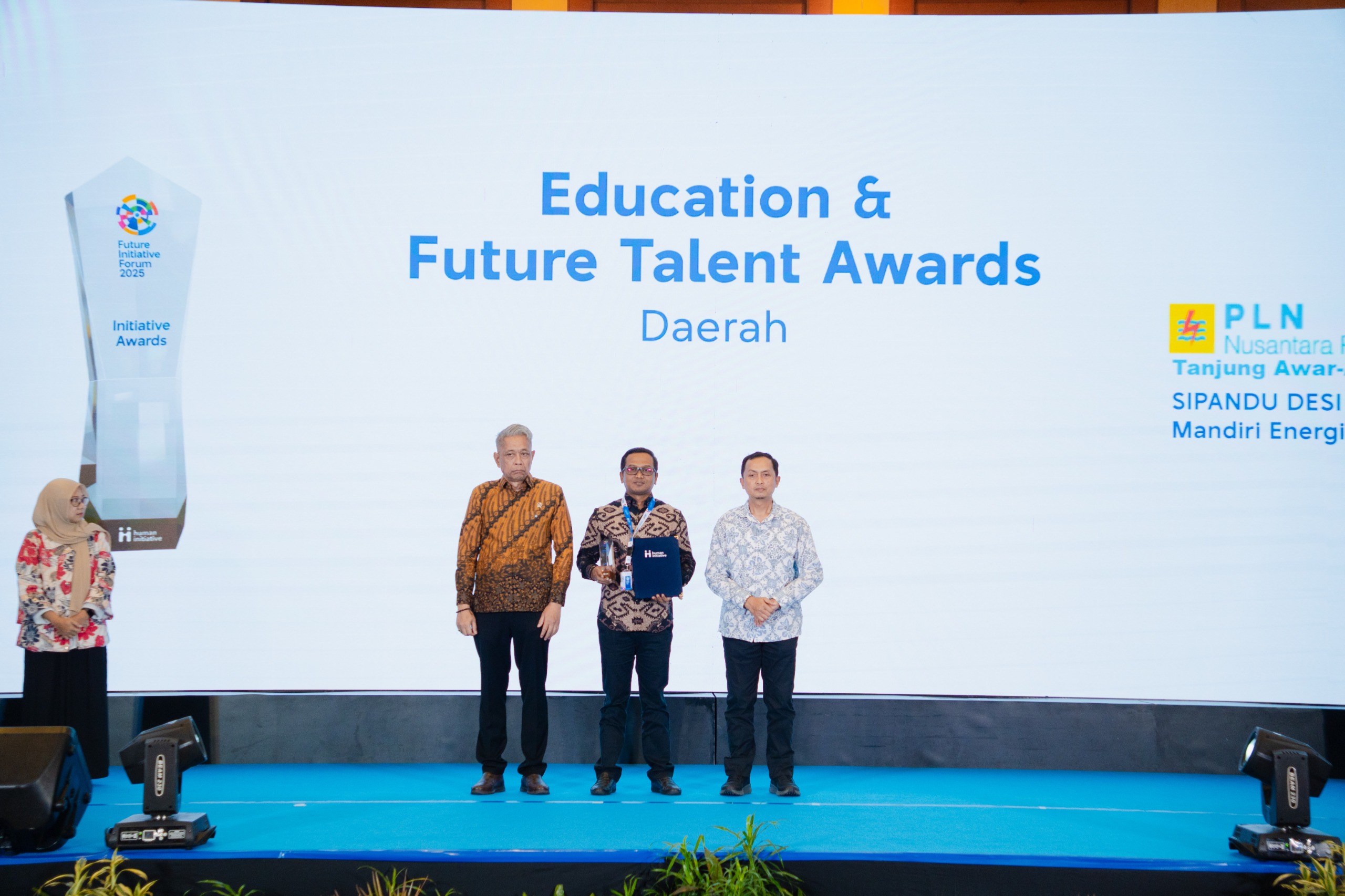 PLN Nusantara Power (PLN NP) kembali menorehkan prestasi membanggakan di ajang Initiative Award 2025 dengan menyabet penghargaan pada kategori Education and Future.
