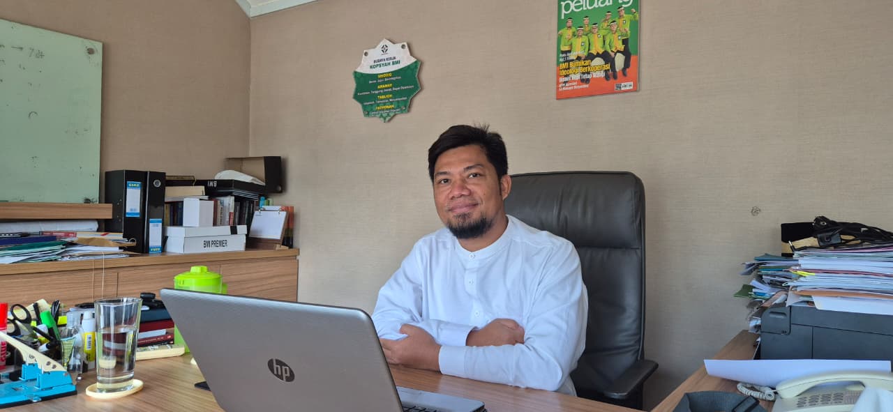 Dari Sawah ke Kursi Direktur: Kisah Keteguhan Agus Suherman di Koperasi Syariah BMI