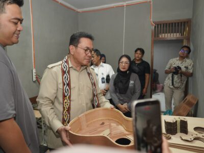 Dorong Gitar Lokal JR Sanjaya Tembus Pasar Global