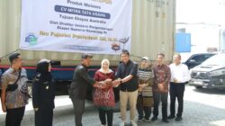 Pelaku usaha asal Mojokerto, Jawa Timur, berhasil melepas ekspor perdana produk tetes tebu atau molase ke Australia.