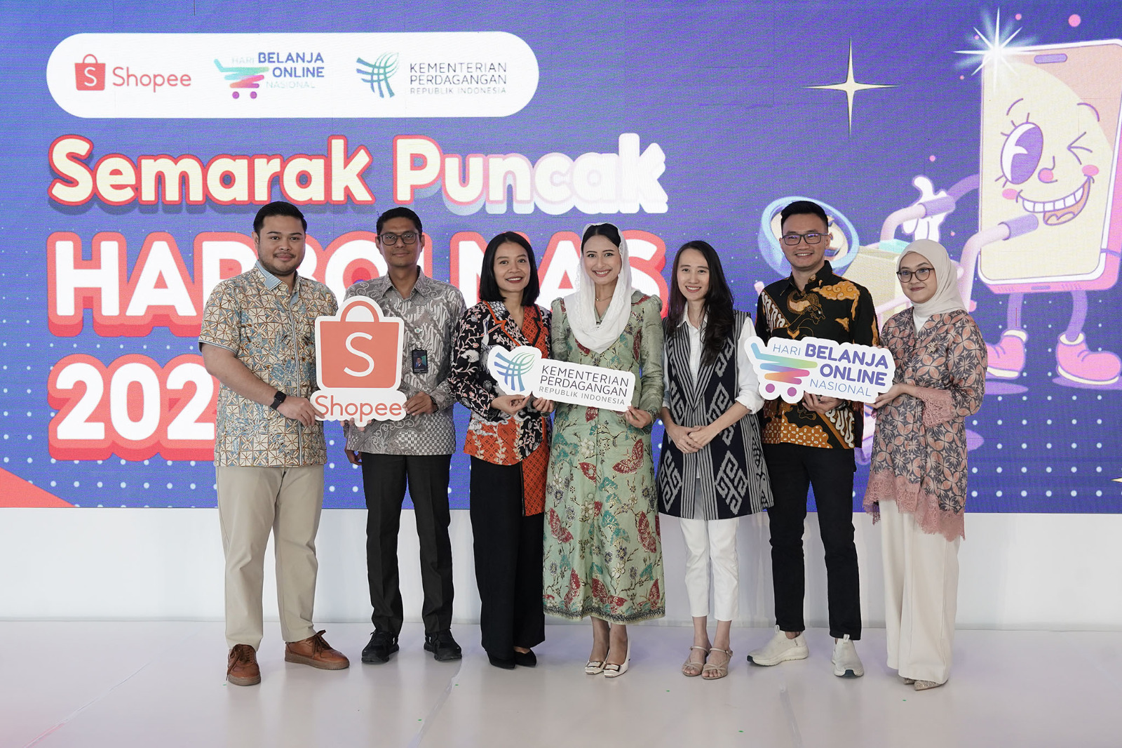 Wamendag Roro saat menghadiri Semarak Puncak Harbolnas 2025.