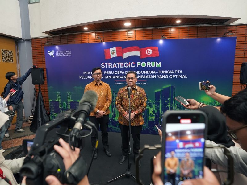 Menteri Perdagangan Budi Santoso mengajak seluruh pelaku usaha untuk segera memanfaatkan peluang ekspor yang terbuka melalui Indonesia-Peru Comprehensive Economic Partnership Agreement (CEPA) dan Indonesia-Tunisia Preferential Trade Agreement (PTA).
