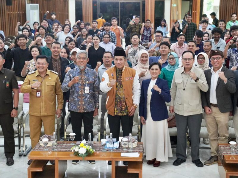 UKSW Dirikan Sekolah Digital Koperasi, Menkop Ferry: Langkah Strategis Percepat Transformasi Kopdes Merah Putih