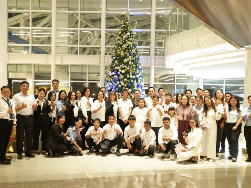 Christmas Tree Lighting Nuanza Hotel Cikarang Hadirkan Kemeriahan Natal 2025