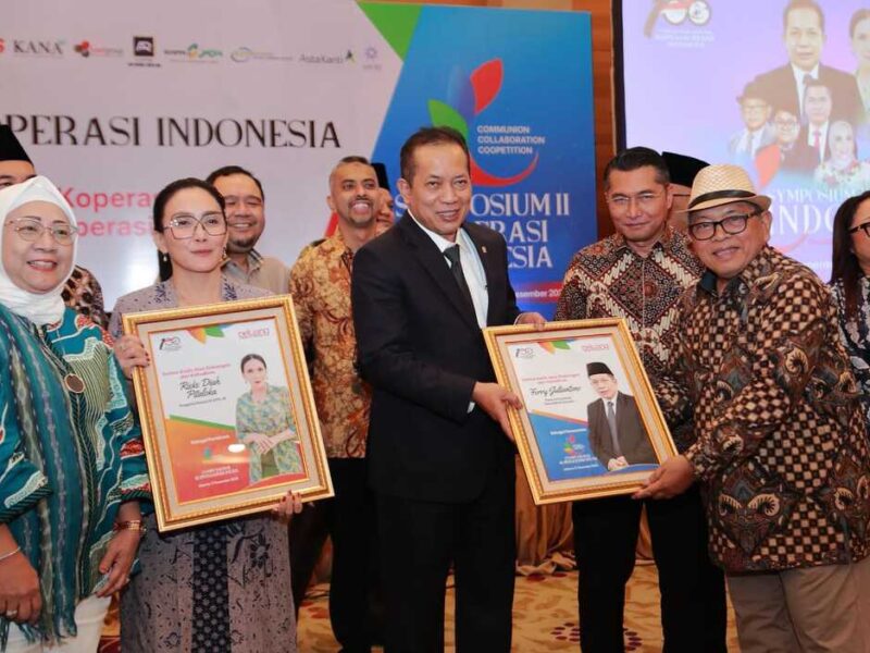 Simposium II Koperasi Indonesia 2025: Rekomendasi Reformasi Koperasi Diserahkan ke Menkop Ferry Juliantono