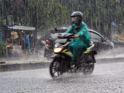 Hujan Tak Merata, BMKG Peringatkan Banjir hingga Longsor di Sejumlah Wilayah