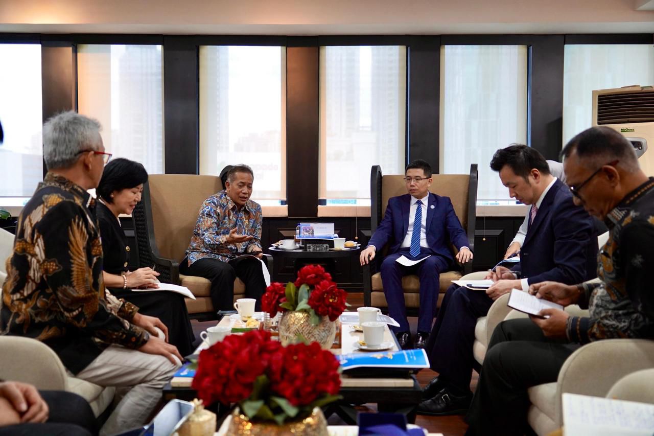 Menkop Gandeng CCPIT China, Petani Desa Bakal Dapat Alat Produksi Modern