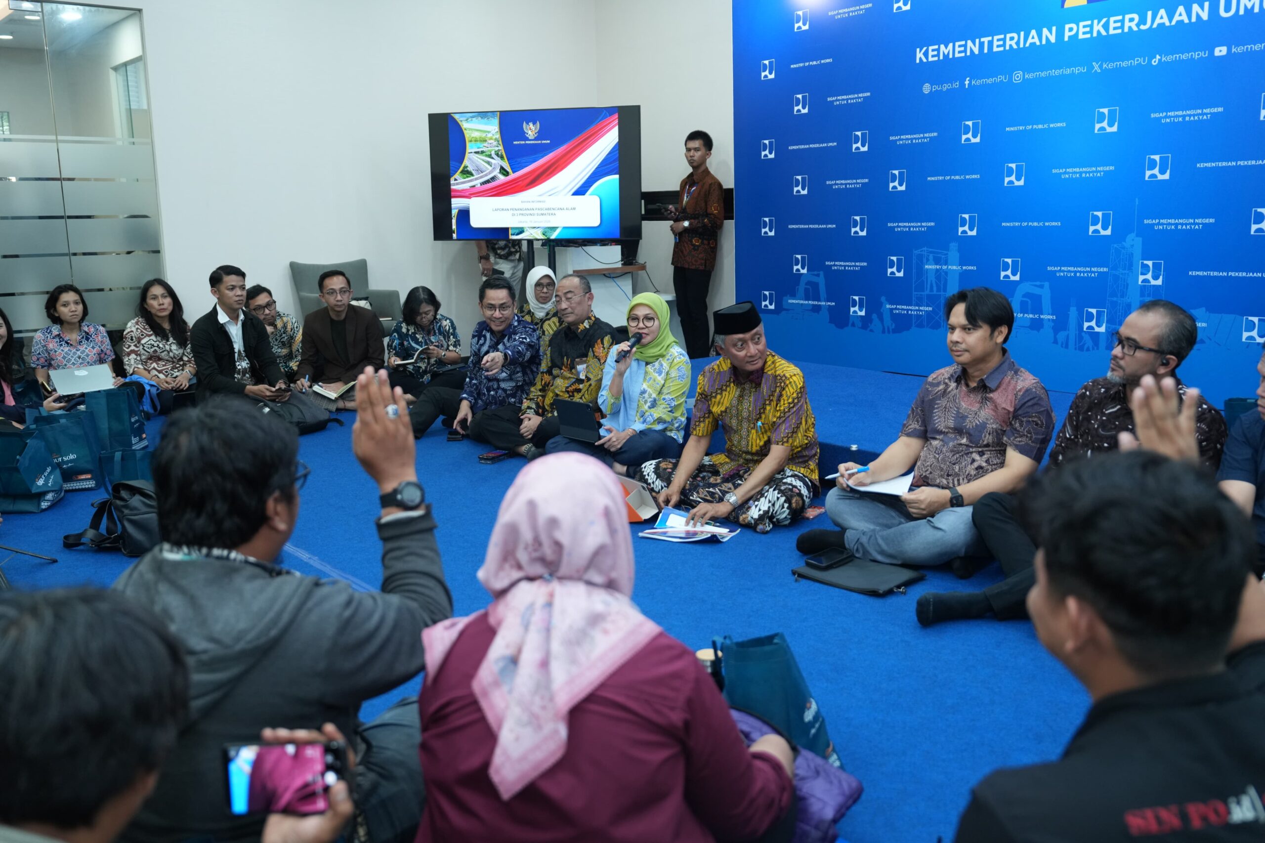 Menteri PU Dody Hanggodo Pastikan Tak Ada Lagi Wilayah Terputus Pascabencana di Sumatera. 