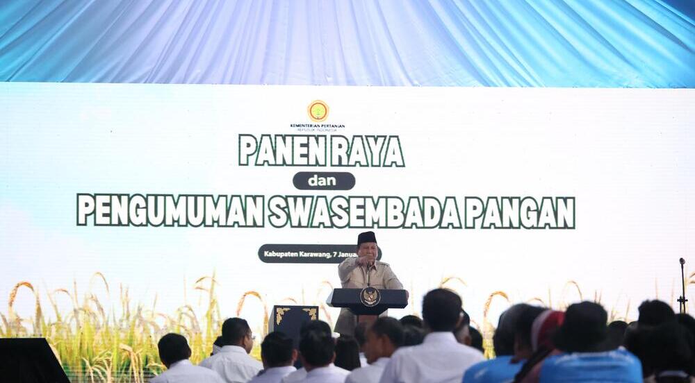 Presiden RI Anugerahi BULOG Penghargaan atas Kontribusi Wujudkan Swasembada Pangan 2025