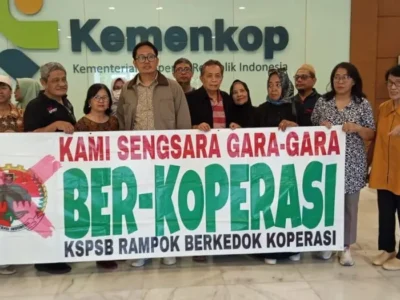 Ribuan Korban Koperasi Sejahtera Bersama Geruduk Kemenkop, Tuntut Penegakan Hukum