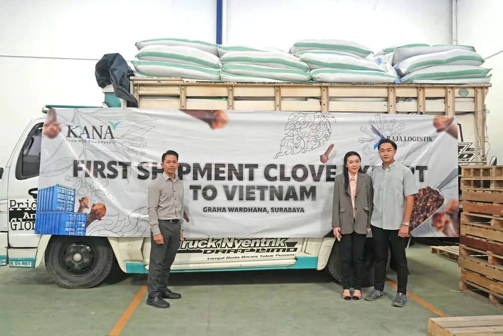 Koperasi Kana Ekspor Perdana Cengkeh ke Vietnam