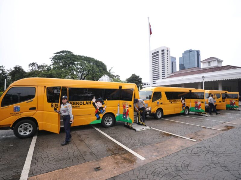 Bus sekolah ramah disabilitas.